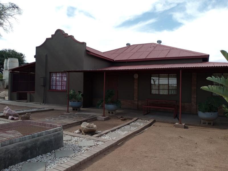 4 Bedroom Property for Sale in Kakamas Northern Cape